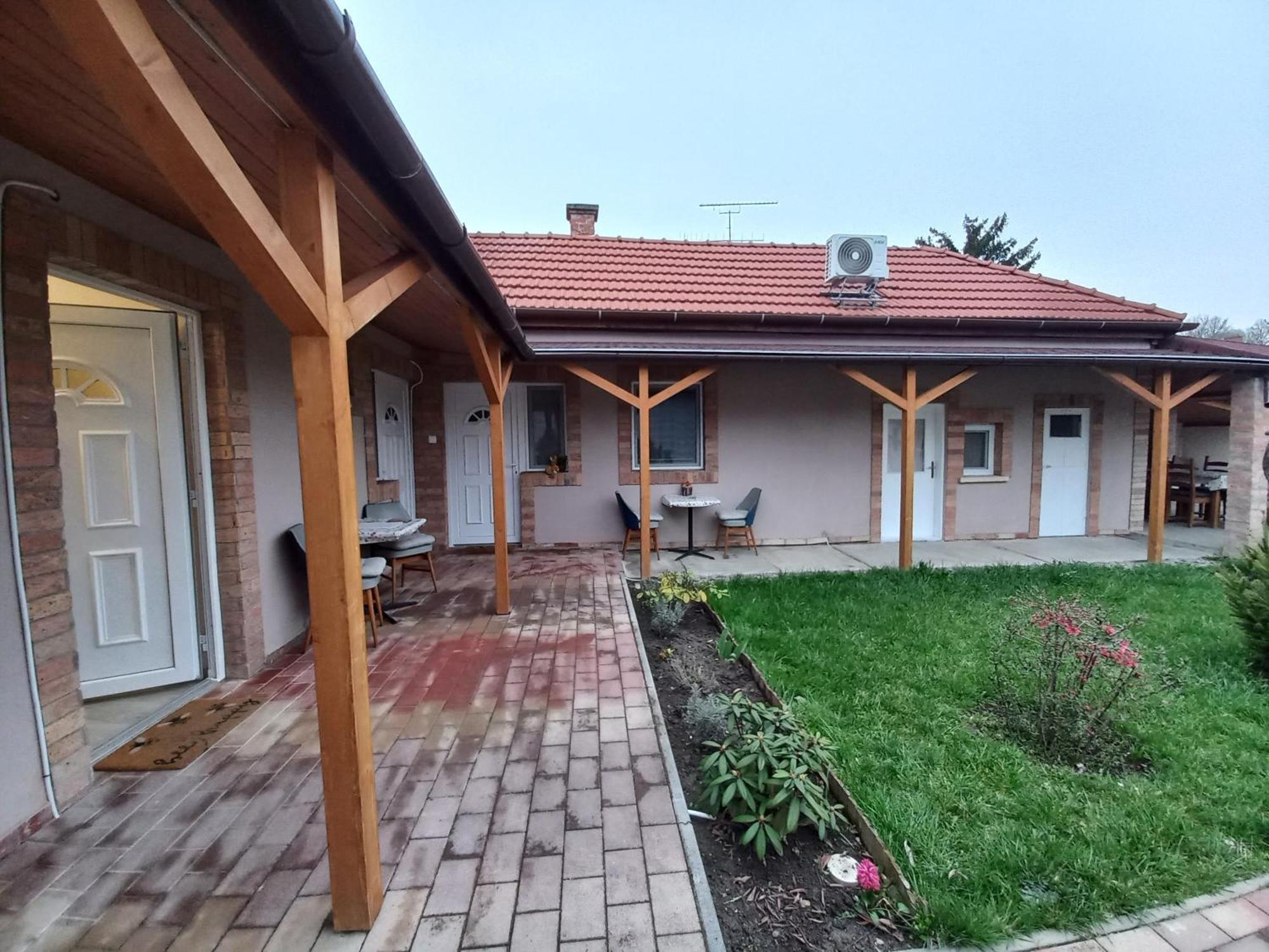 Ilona Apartman Gyula Luaran gambar