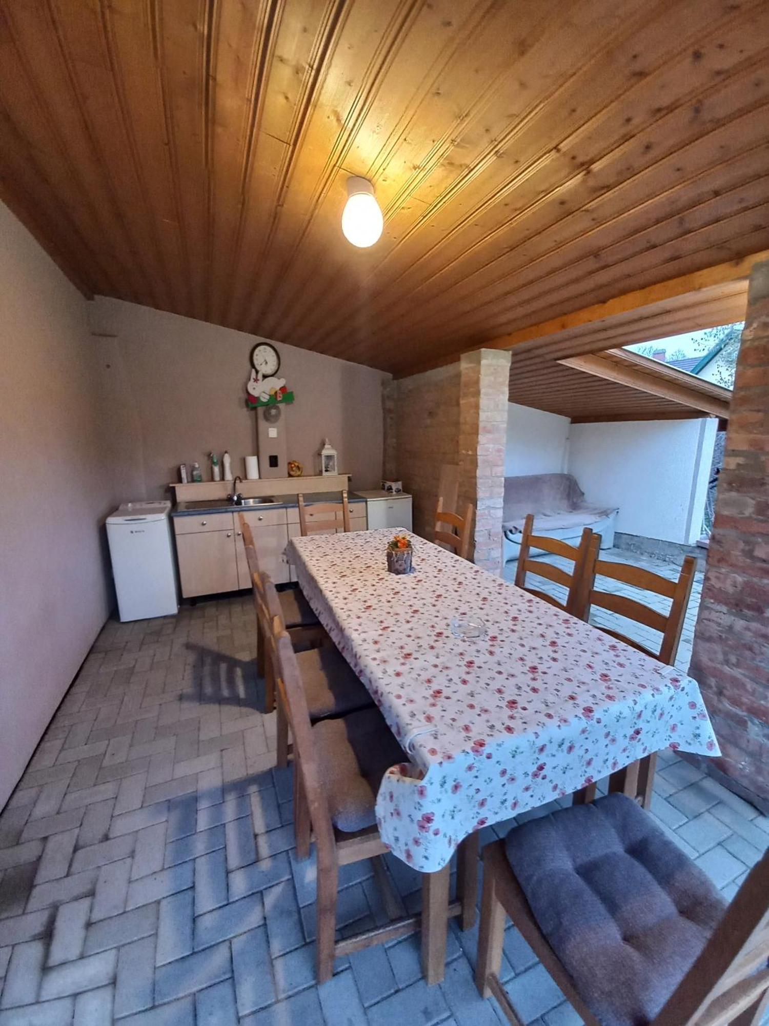Ilona Apartman Gyula Luaran gambar